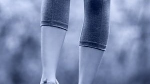 Knee-Pain-copy-300x321.jpg